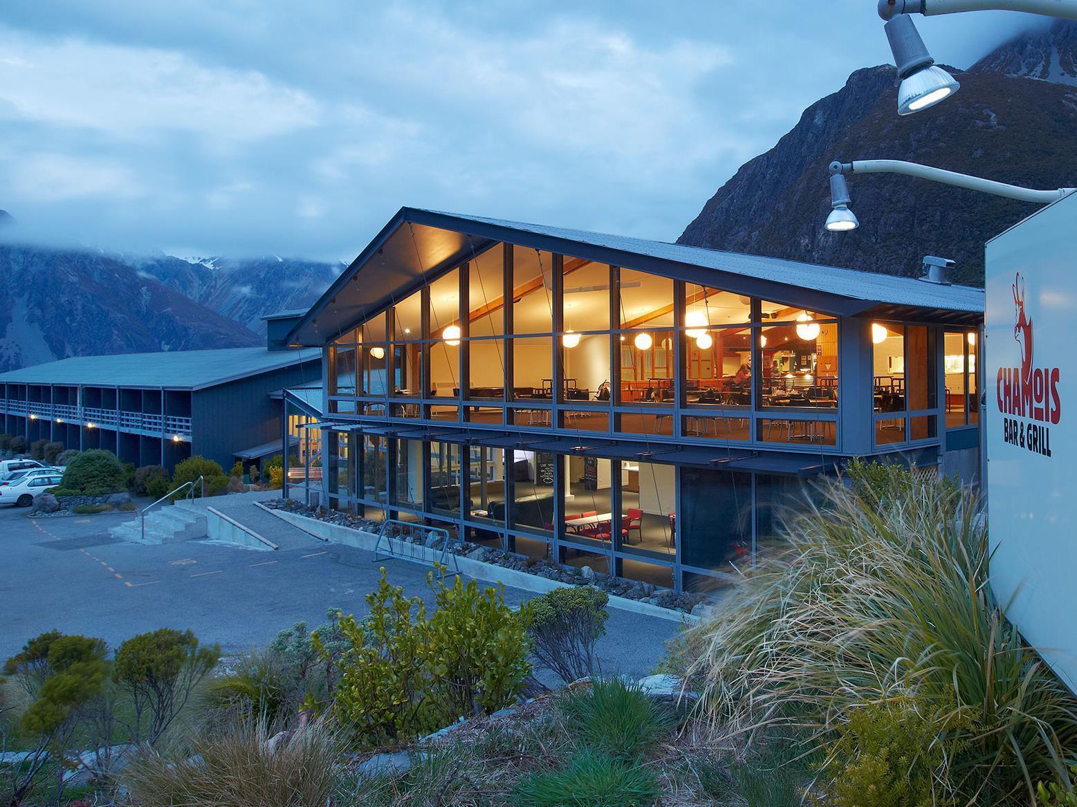 Mt Cook Lodge And Motels Aoraki / Mount Cook Exterior photo