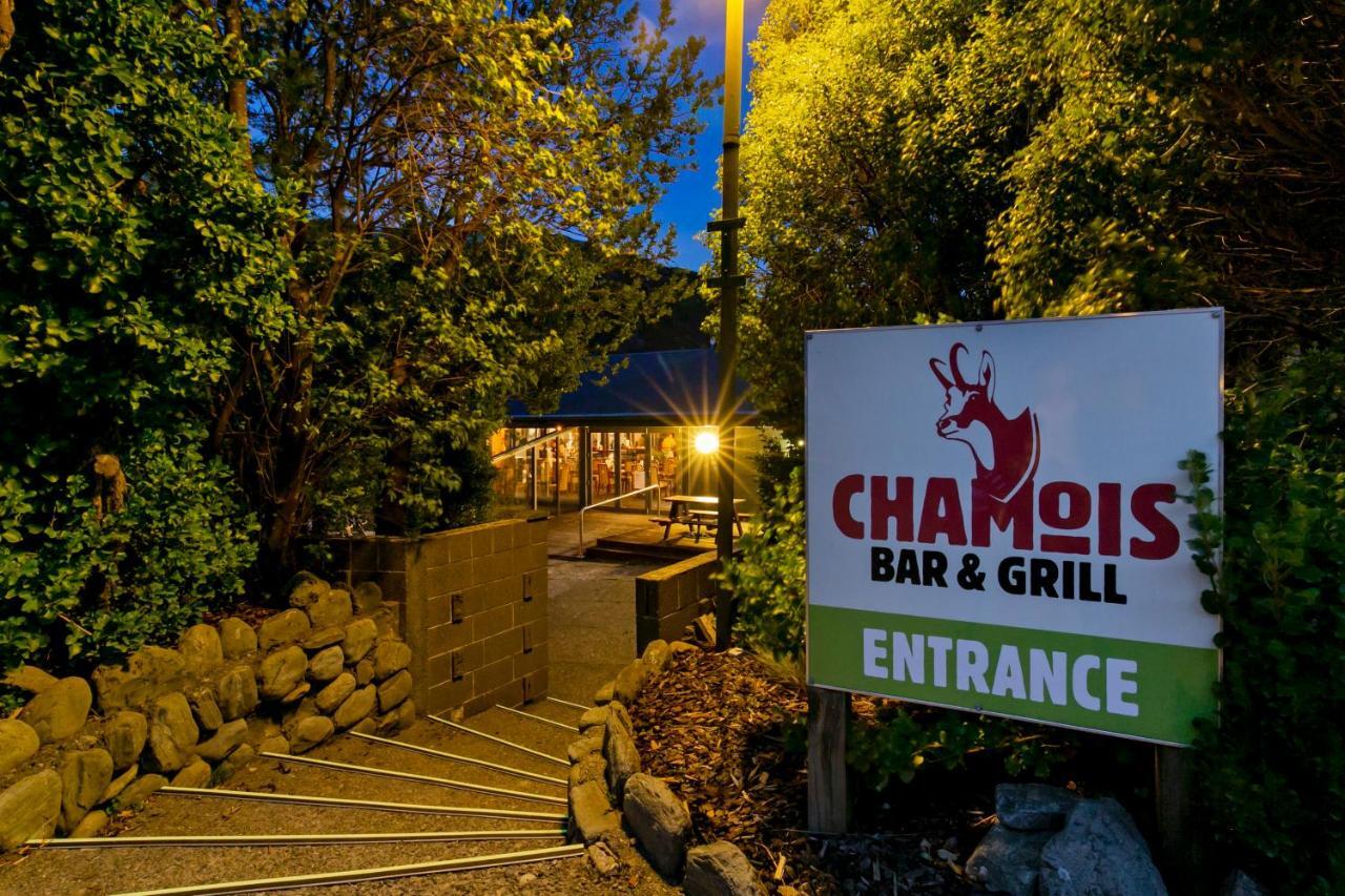 Mt Cook Lodge And Motels Aoraki / Mount Cook Exterior photo